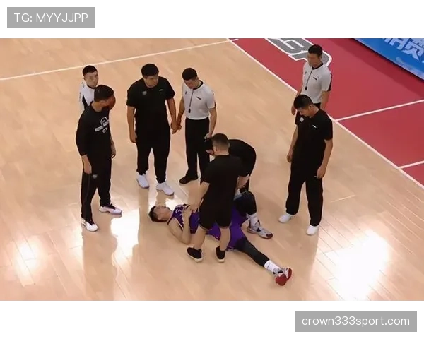 篮球规则中手部接触判定依据是什么如何区分犯规行为
